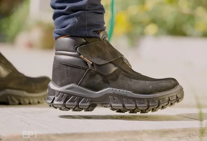 Bota Delta Plus Macaé Sb Src Couro e Velcro Impermeável Bico Composite CA 45509