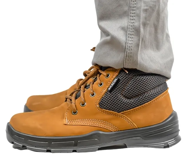 Bota de Segurança em Couro Nobuck Bracol DUBAI BAE 4031BAEN4400LL Castor Bico PVC CA 40872