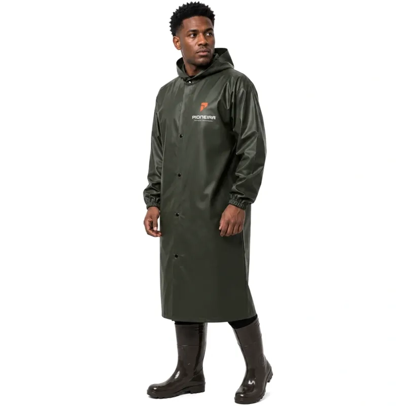 Capa de Chuva Longa Pioneira 3602 PVC Botão Verde Militar com Capuz CA 53204
